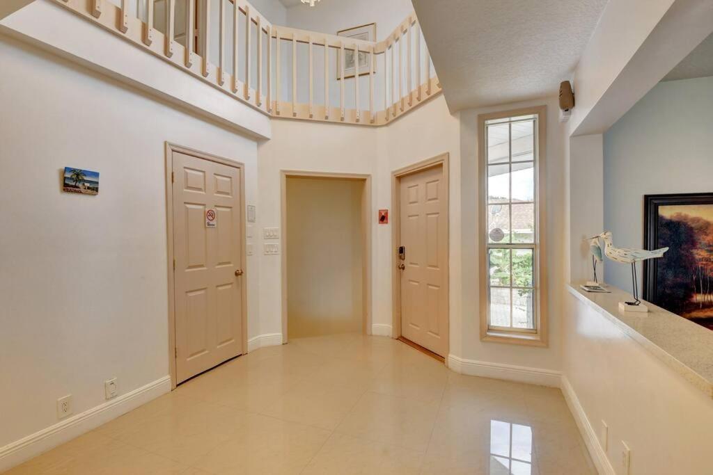 5 Bedroom Mansion With Pool And Non-Heated Jacuzzi Games In Boynton Beach Exterior foto